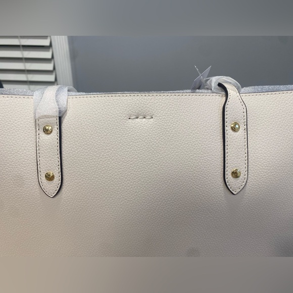 NWT COACH LTH TOWN TOTE IN COLOR "CHALK" - Picture 5 of 9